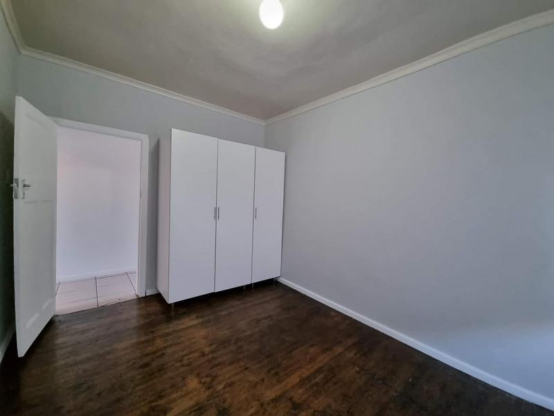 To Let 2 Bedroom Property for Rent in Athlone Western Cape
